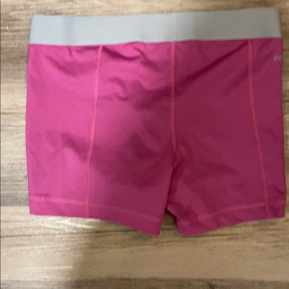 Nike and ASICS Spandex - Picture 4 of 11